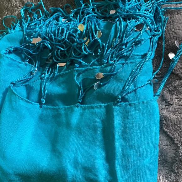 Large Square scarf - Picture 6 of 7